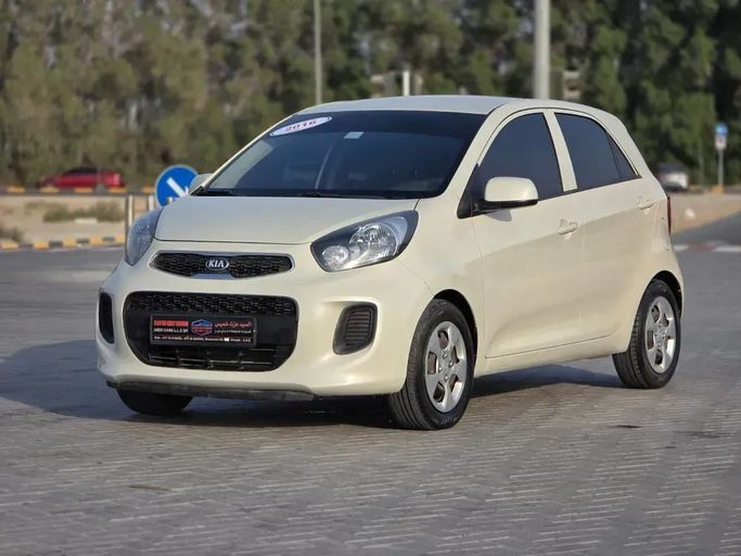 Подержанный Kia Picanto II Рестайлинг, 1.2 л, 2016 в Шардже от Al Sayed Ezzat Khamis Белый цвет. GCC | AUTO.AE