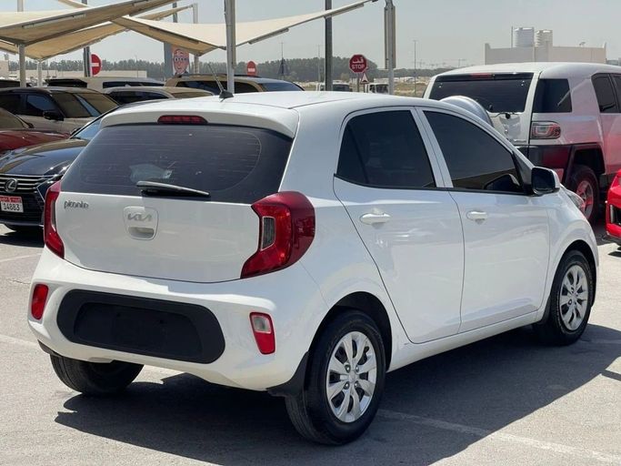 Подержанный Kia Picanto III, 1.2 л, 2020 в Шардже от Noor Al Seyoh Used Cars Белый цвет. GCC | AUTO.AE