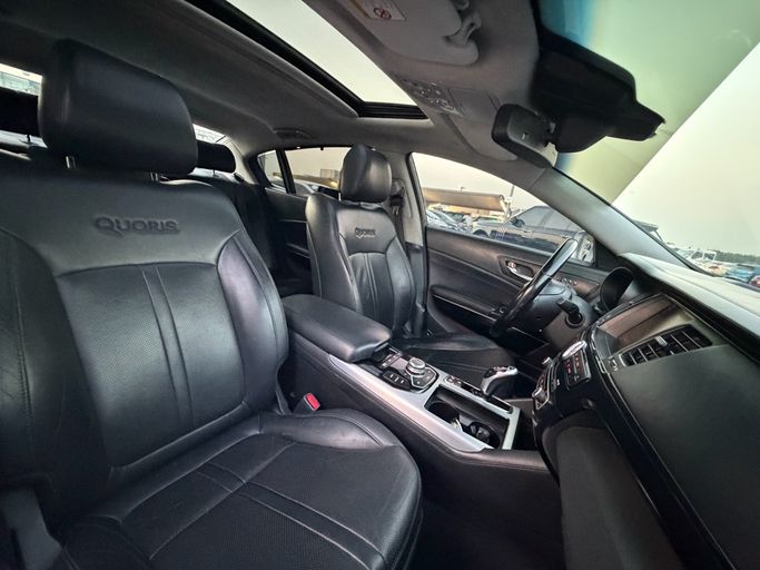 مستعملة Kia Quoris I، 3.3 لتر، 2014 في الإمارات، الشارقة من Hesham Safwat  Used Cars، اللون فضي. مواصفات الخليج | AUTO.AE | إعلان #293450 — صورة 14 من 16
