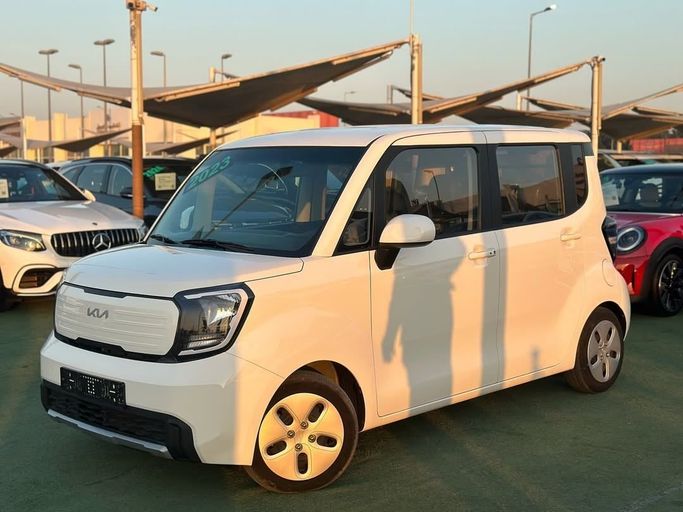 Used Kia Ray I Facelift 2, 1.0 l, 2023 in Sharjah by Badar Used Cars, White color.  | AUTO.AE