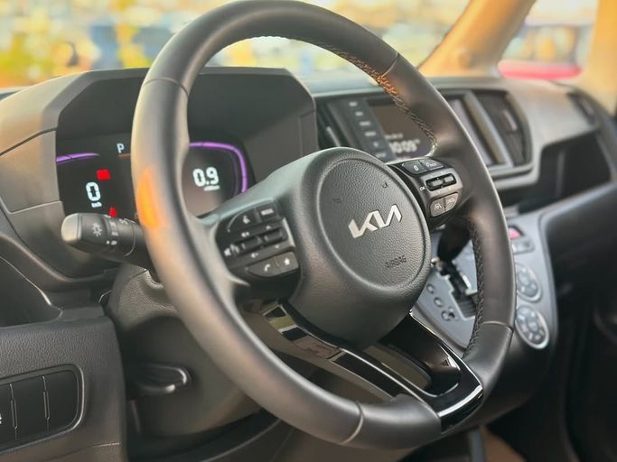 Used Kia Ray I Facelift 2, 1.0 l, 2023 in Sharjah by Badar Used Cars, White color.  | AUTO.AE