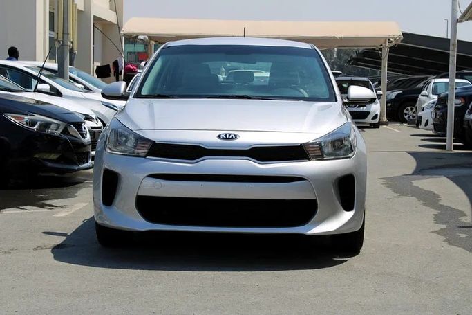 Used Kia Rio IV Facelift (Global market), 1.4 l, 2020 in Sharjah by Sama alsaadah Cars, Silver color. GCC Specs | AUTO.AE