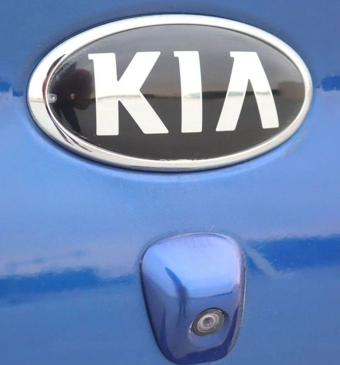 Подержанный Kia Rio IV (Global market), 1.4 л, 2020 в Шардже от Al Sayed Khamis Used Cars Синий цвет. GCC | AUTO.AE