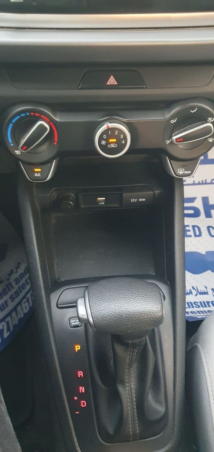Новый Kia Rio IV Рестайлинг, 1.6 л, 2021 в Шардже от Ishtar Used Cars Белый цвет. GCC | AUTO.AE