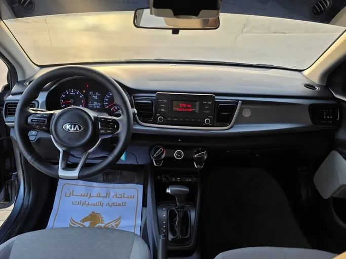 Подержанный Kia Rio IV, 1.6 л, 2019 в Шардже от Al Sayed Ezzat Khamis Синий цвет.  | AUTO.AE