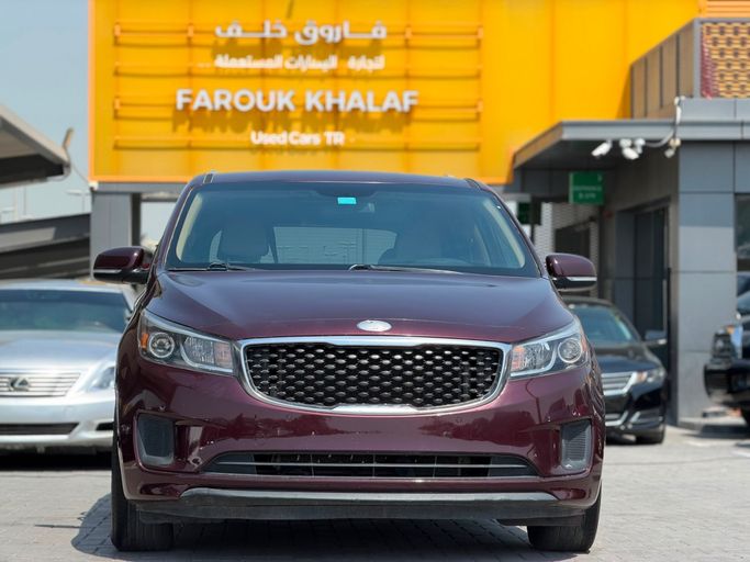 مستعملة Kia Sedona ثالثاً, 3.3 l, 2018 في في الإمارات, الشارقة من FAROUK KHALAF، اللون أحمر. المواصفات الأمريكية | AUTO.AE | إعلان #264556