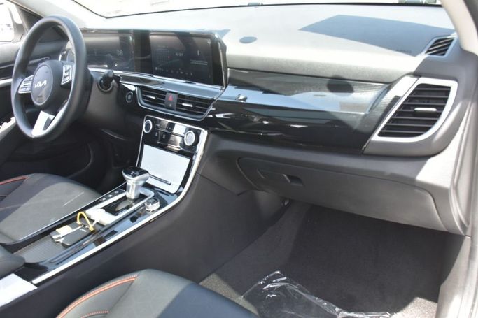 Новый Kia Seltos I Рестайлинг, 1.6 л, 2025 в Шардже от Alfaris Used Cars Белый цвет.  | AUTO.AE