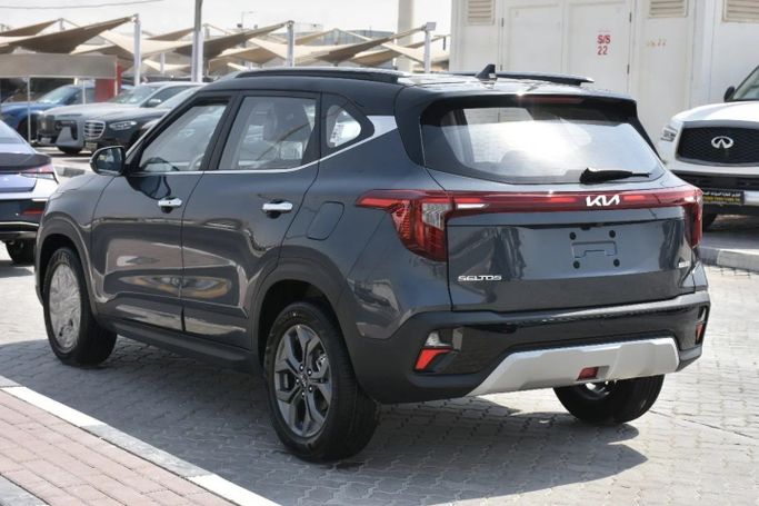 New Kia Seltos I Facelift, 1.6 l, 2025 in Sharjah by Alfaris Used Cars, Grey color. Other | AUTO.AE