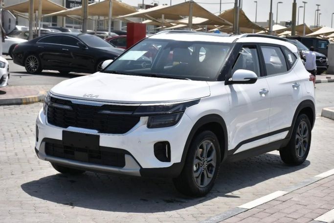 Новый Kia Seltos I Рестайлинг, 1.6 л, 2024 в Шардже от Alfaris Used Cars Белый цвет. Other | AUTO.AE