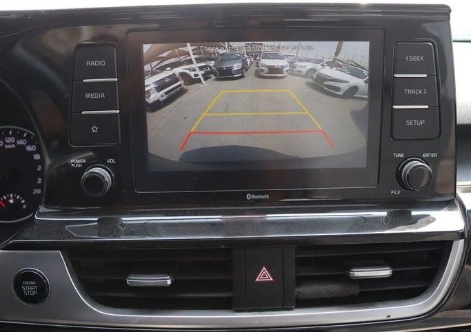 Used Kia Seltos I, 1.6 l, 2020 in Sharjah by Al Sayed Khamis Used Cars, Grey color. GCC Specs | AUTO.AE