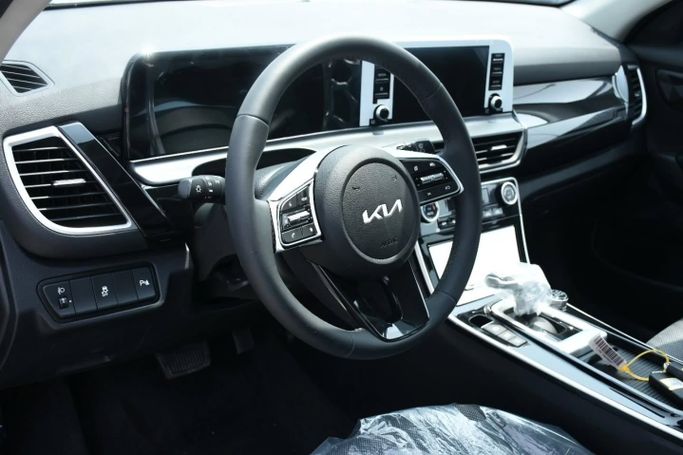 Used Kia Seltos I Facelift, 1.6 l, 2025 in Sharjah by Alfaris Used Cars, Light Blue color. Other | AUTO.AE