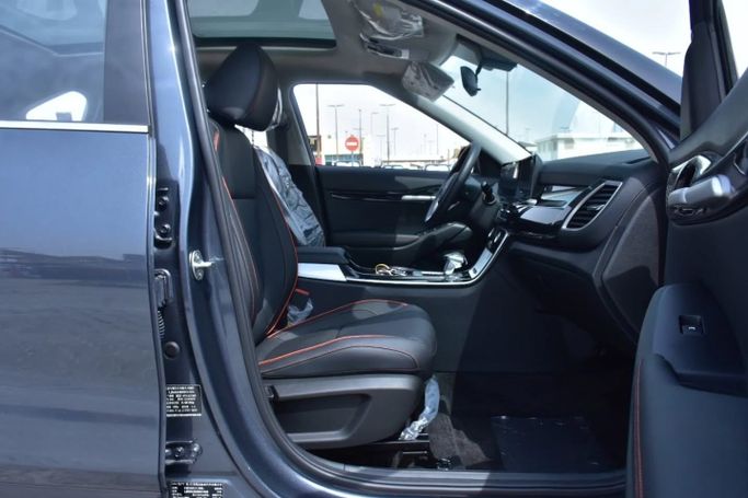 Новый Kia Seltos I Рестайлинг, 1.6 л, 2025 в Шардже от Alfaris Used Cars Серый цвет. Other | AUTO.AE