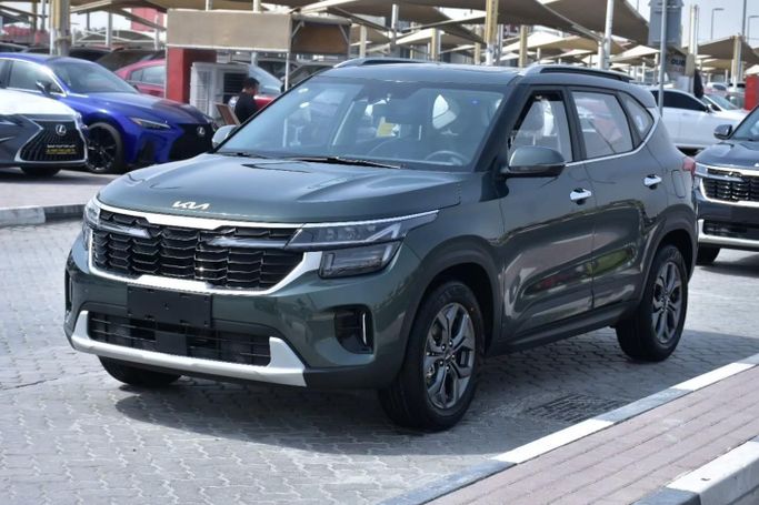 Новый Kia Seltos I Рестайлинг, 1.6 л, 2025 в Шардже от Alfaris Used Cars Серый цвет. Other | AUTO.AE