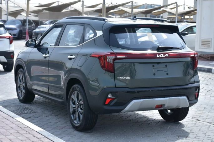 Новый Kia Seltos I Рестайлинг, 1.6 л, 2025 в Шардже от Alfaris Used Cars Серый цвет. Other | AUTO.AE