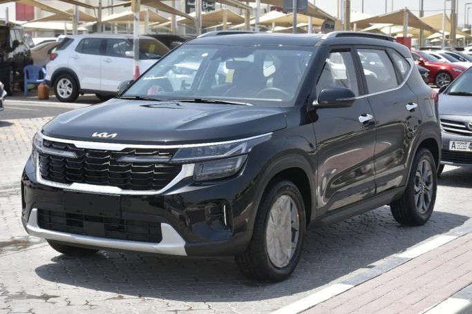 New Kia Seltos I Facelift, 1.6 l, 2024 in Sharjah by Alfaris Used Cars, Black color. Other | AUTO.AE