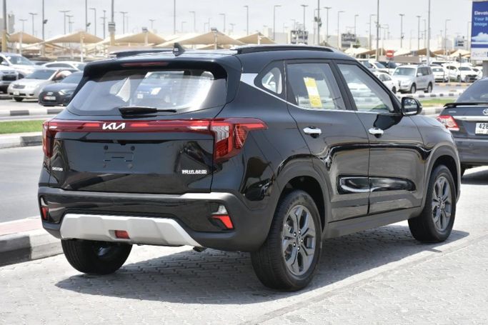 New Kia Seltos I Facelift, 1.6 l, 2024 in Sharjah by Alfaris Used Cars, Black color. Other | AUTO.AE