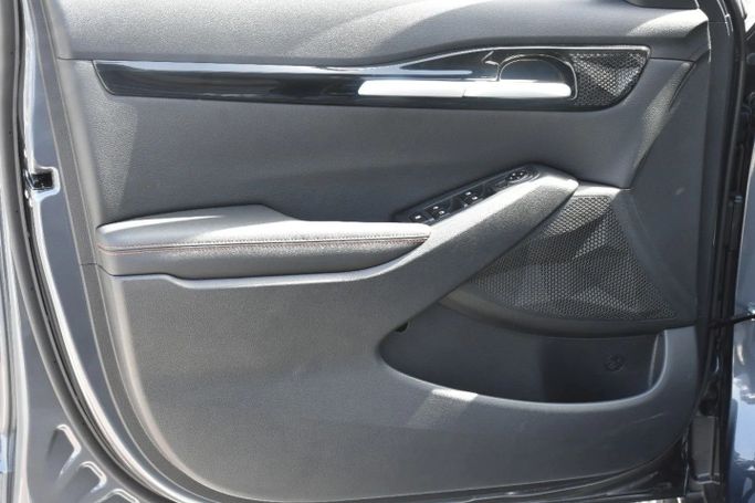 Новый Kia Seltos I Рестайлинг, 1.6 л, 2024 в Шардже от Alfaris Used Cars Черный цвет. Other | AUTO.AE