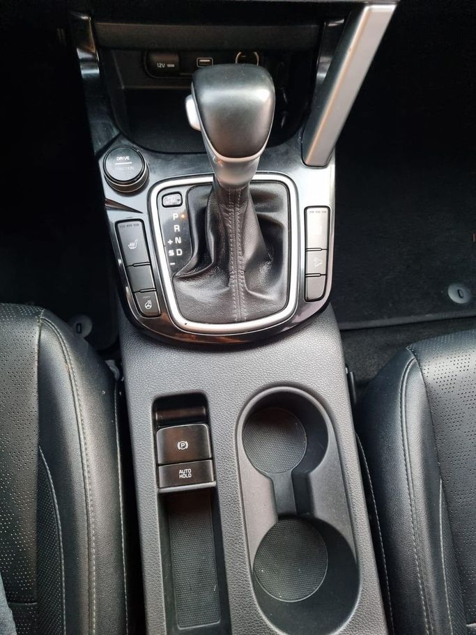 Подержанный Kia Seltos I, 1.6 л, 2020 в Шардже от Al Rukn Al Masie Used Cars Белый цвет. Корейская | AUTO.AE