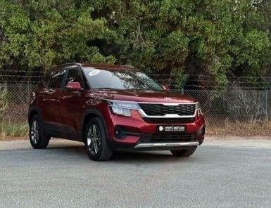 مستعملة Kia Seltos I, 1.6 l, 2021 في في الإمارات, الشارقة من Al Sayed Khamis Used Cars، اللون أحمر. مواصفات الخليج | AUTO.AE | إعلان #275210