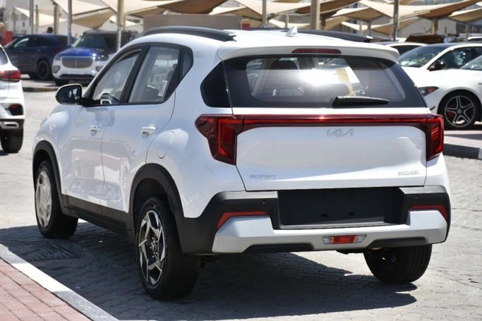 Новый Kia Sonet I Рестайлинг, 1.0 л, 2024 в Шардже от Alfaris Used Cars Белый цвет. Other | AUTO.AE