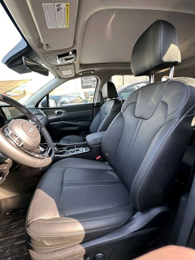 Used Kia Sorento IV, 3.5 l, 2022 in Sharjah by MK Cars, White color. Other | AUTO.AE