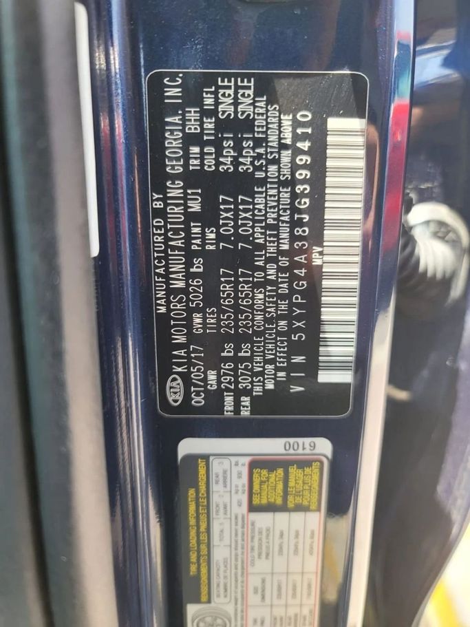 Used Kia Sorento III Prime Facelift, 2.4 l, 2018 in Sharjah by Tabarak Used Cars, Blue color. American Specs | AUTO.AE