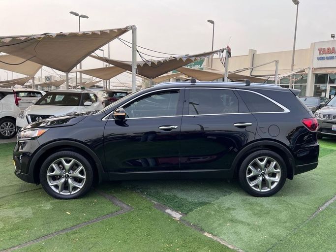 Used Kia Sorento III Prime Facelift, 3.3 l, 2019 in Sharjah by Tabarak Used Cars, Black color. GCC Specs | AUTO.AE