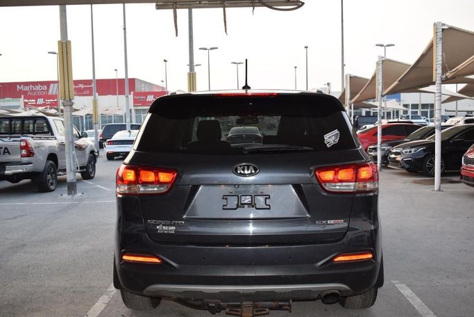 Used Kia Sorento III Prime, 2.0 l, 2016 in Sharjah by Al Masah Al Malakia, Black color. American Specs | AUTO.AE