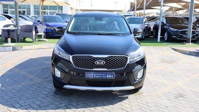 Подержанный Kia Sorento III Prime Рестайлинг, 3.3 л, 2017 в Шардже от OMC Used Cars Черный цвет. Американская | AUTO.AE