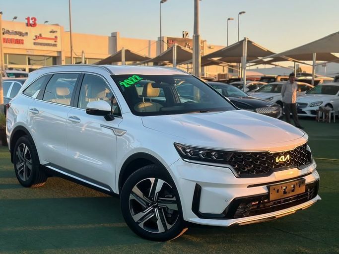 Подержанный Kia Sorento IV, 1.6 л, 2022 в Шардже от Badar Used Cars Белый цвет.  | AUTO.AE