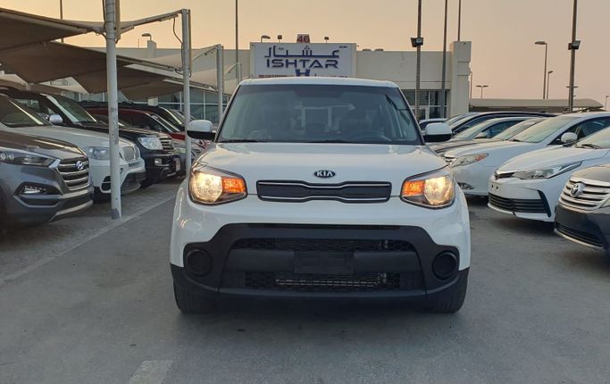 Подержанный Kia Soul II Рестайлинг, 1.6 л, 2017 в Шардже от Ishtar Used Cars Белый цвет. Other | AUTO.AE