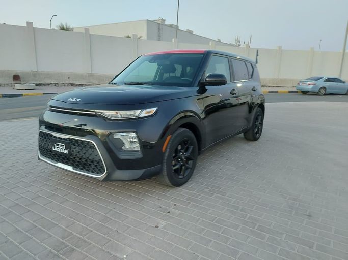 Подержанный Kia Soul III, 1.6 л, 2022 в Шардже от Laqtah Used Cars Черный цвет. Американская | AUTO.AE