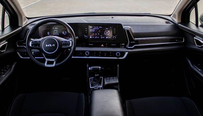 Used Kia Sportage SWB V, 1.6 l, 2023 in Sharjah by Al Sayed Khamis Used Auto Trading, White color. GCC Specs | AUTO.AE