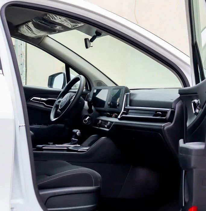 Used Kia Sportage SWB V, 1.6 l, 2023 in Sharjah by Al Sayed Khamis Used Auto Trading, White color. GCC Specs | AUTO.AE