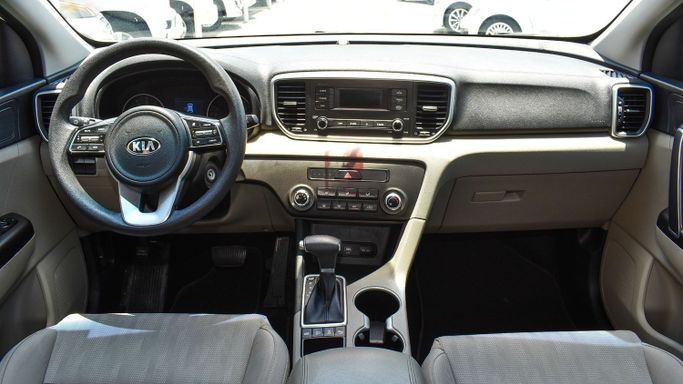 Used Kia Sportage IV Facelift, 2.0 l, 2020 in Sharjah by Alsaadi Motors, White color. Other | AUTO.AE