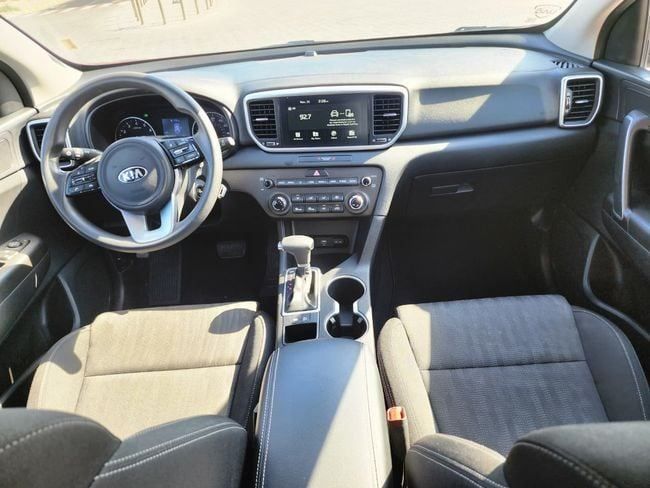 Used Kia Sportage IV Facelift, 2.0 l, 2021 in Sharjah by Nassem Al Sham Used Cars, Red color. American Specs | AUTO.AE