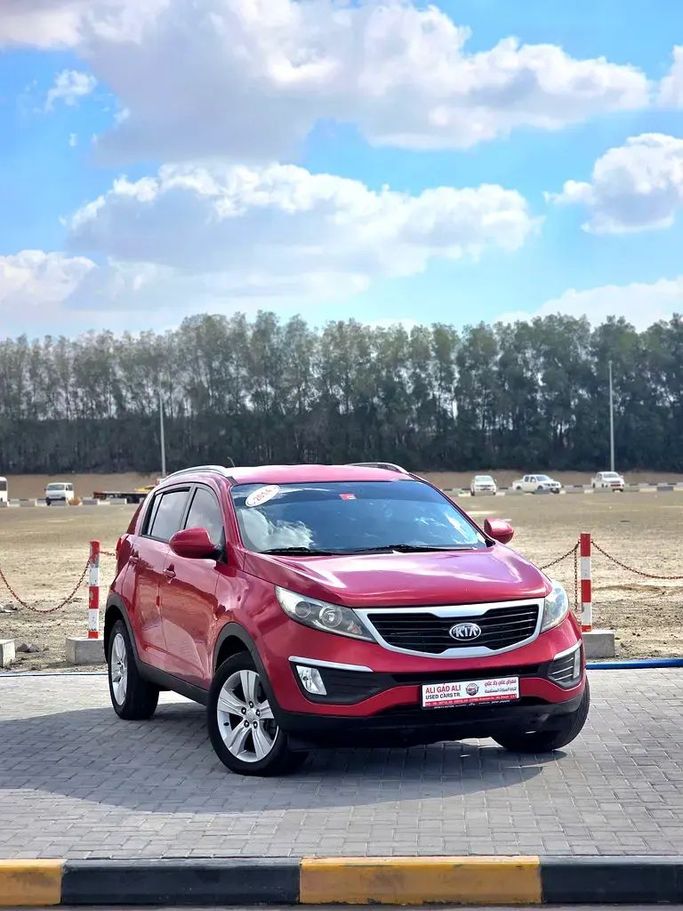 Used Kia Sportage III, 2.4 l, 2014 in Sharjah by Ali Gad Ali Used Cars, Red color. GCC Specs | AUTO.AE | Listing #233199