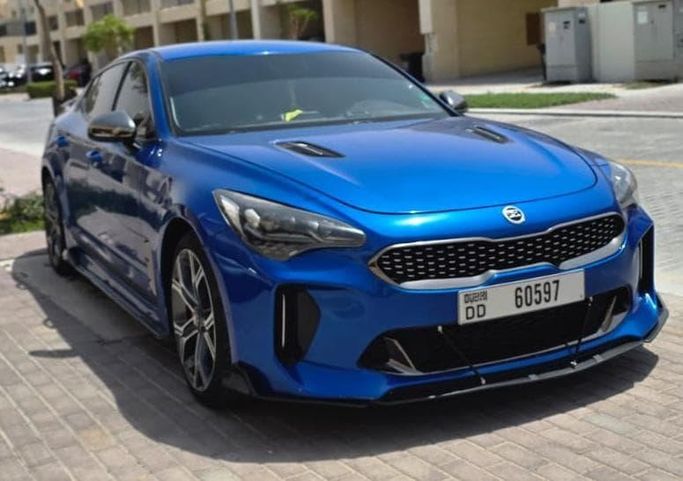Подержанный Kia Stinger I, 3.3 л, 2018 в Шардже Синий цвет. Американская | AUTO.AE | Объявление #268681