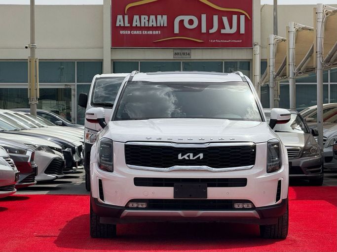 Used Kia Telluride I, 3.8 l, 2022 in Sharjah by Al Aram Cars, White color. GCC Specs | AUTO.AE
