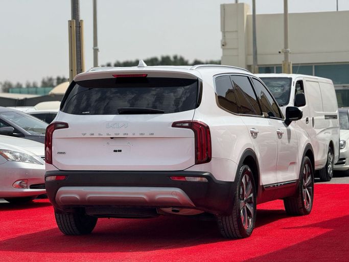 Used Kia Telluride I, 3.8 l, 2022 in Sharjah by Al Aram Cars, White color. GCC Specs | AUTO.AE
