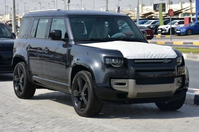 Новый Land Rover Defender 110 II, 3.0 л, 2025 в Шардже от Alfaris Used Cars Черный цвет. Other | AUTO.AE