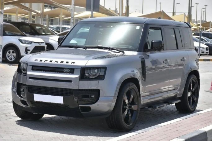 Used Land Rover Defender 110 II, 3.0 l, 2024 in Sharjah by Alfaris Used Cars, Silver color. Other | AUTO.AE