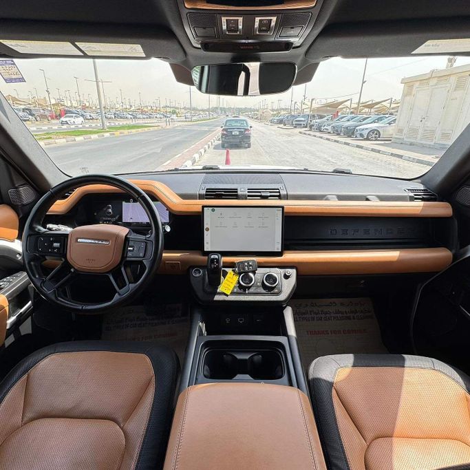 Used Land Rover Defender P400 II, 3.0 l, 2023 in Sharjah by Alfaris Used Cars, White color. Other | AUTO.AE