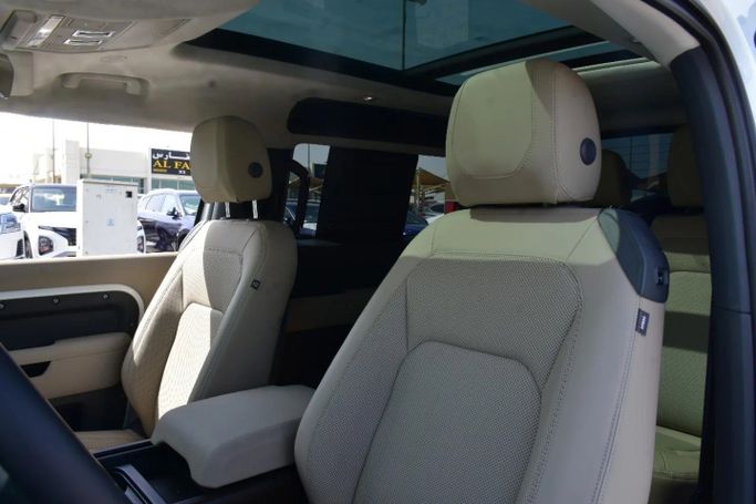 Used Land Rover Defender 90 II, 3.0 l, 2023 in Sharjah by Alfaris Used Cars, White color. Other | AUTO.AE