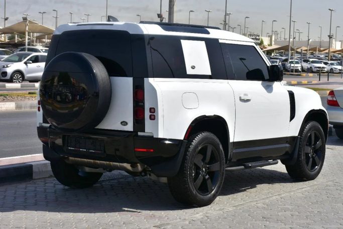 Used Land Rover Defender 90 II, 3.0 l, 2023 in Sharjah by Alfaris Used Cars, White color. Other | AUTO.AE