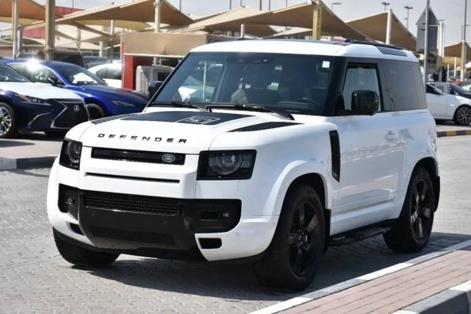 Used Land Rover Defender 90 II, 3.0 l, 2024 in Sharjah by Alfaris Used Cars, White color. Other | AUTO.AE