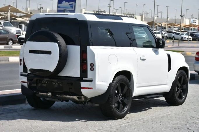 Used Land Rover Defender 90 II, 3.0 l, 2024 in Sharjah by Alfaris Used Cars, White color. Other | AUTO.AE