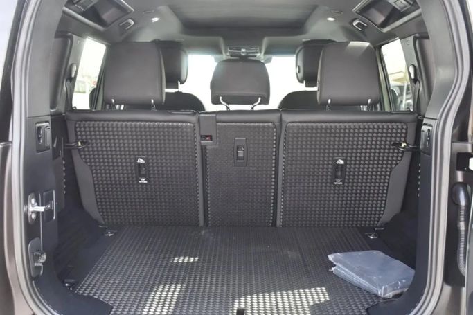 Used Land Rover Defender 110 II, 3.0 l, 2023 in Sharjah by Alfaris Used Cars, Green color.  | AUTO.AE