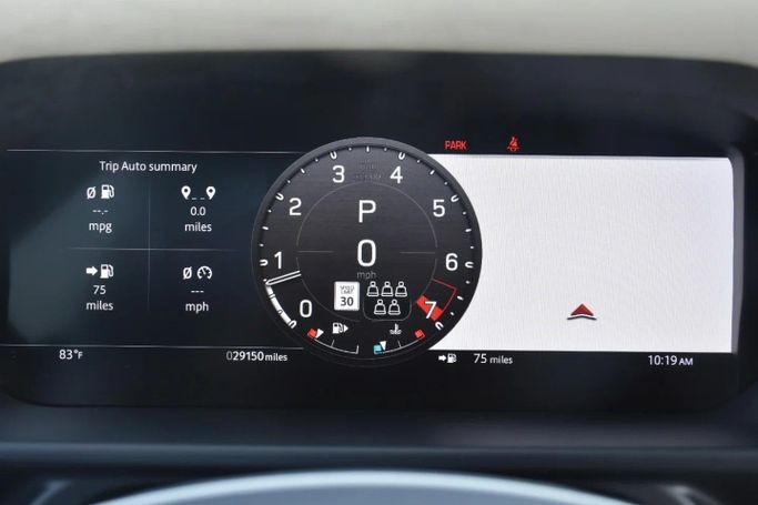 Подержанный Land Rover Defender 110 II, 3.0 л, 2023 в Шардже от Alfaris Used Cars Синий цвет. Other | AUTO.AE