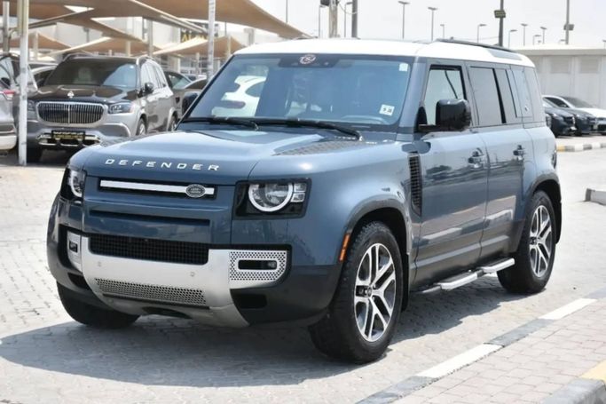 Подержанный Land Rover Defender 110 II, 2.0 л, 2022 в Шардже от Alfaris Used Cars Синий цвет. Other | AUTO.AE